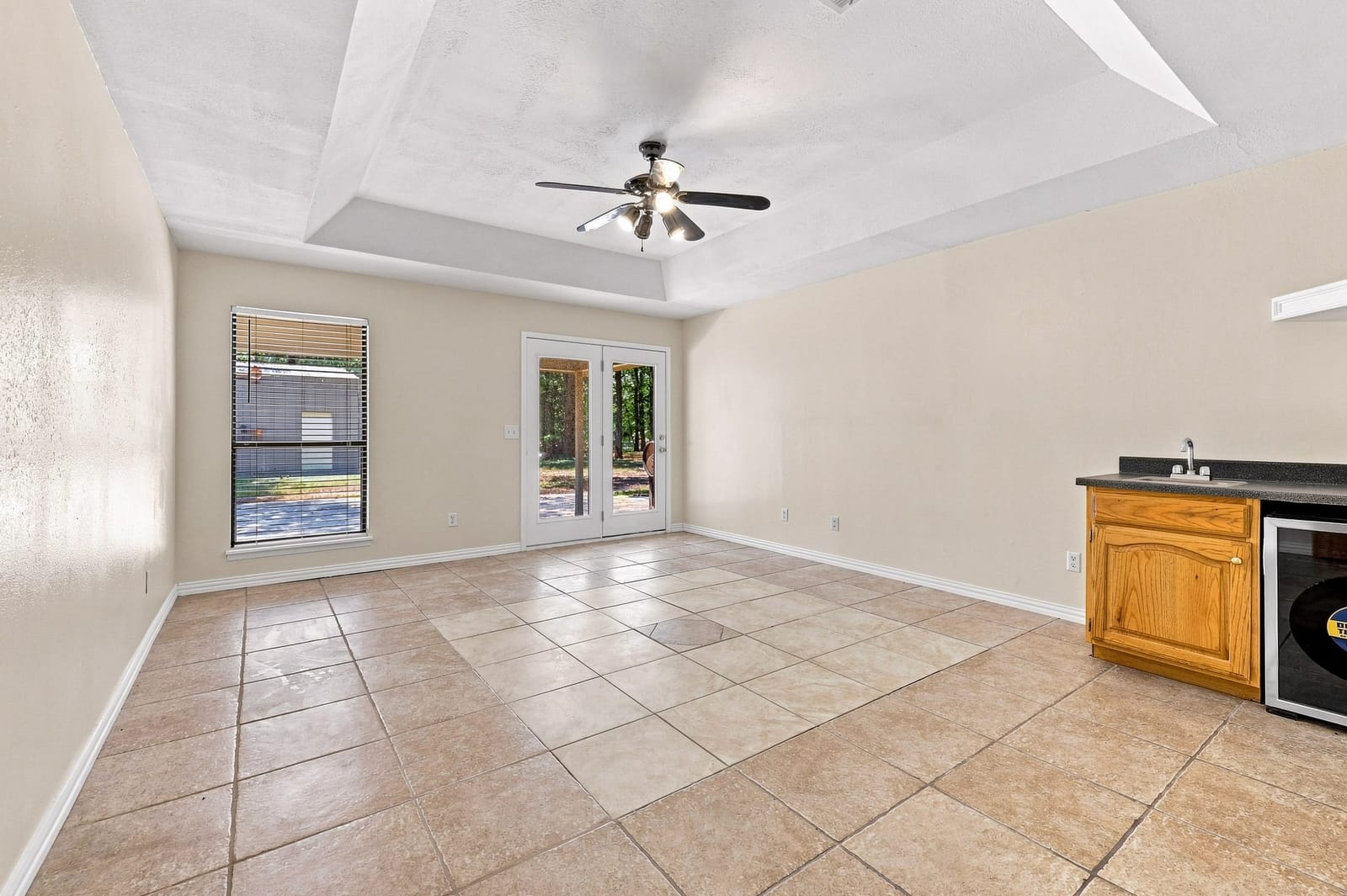 Photo 13 of 225 Red Oak Lane