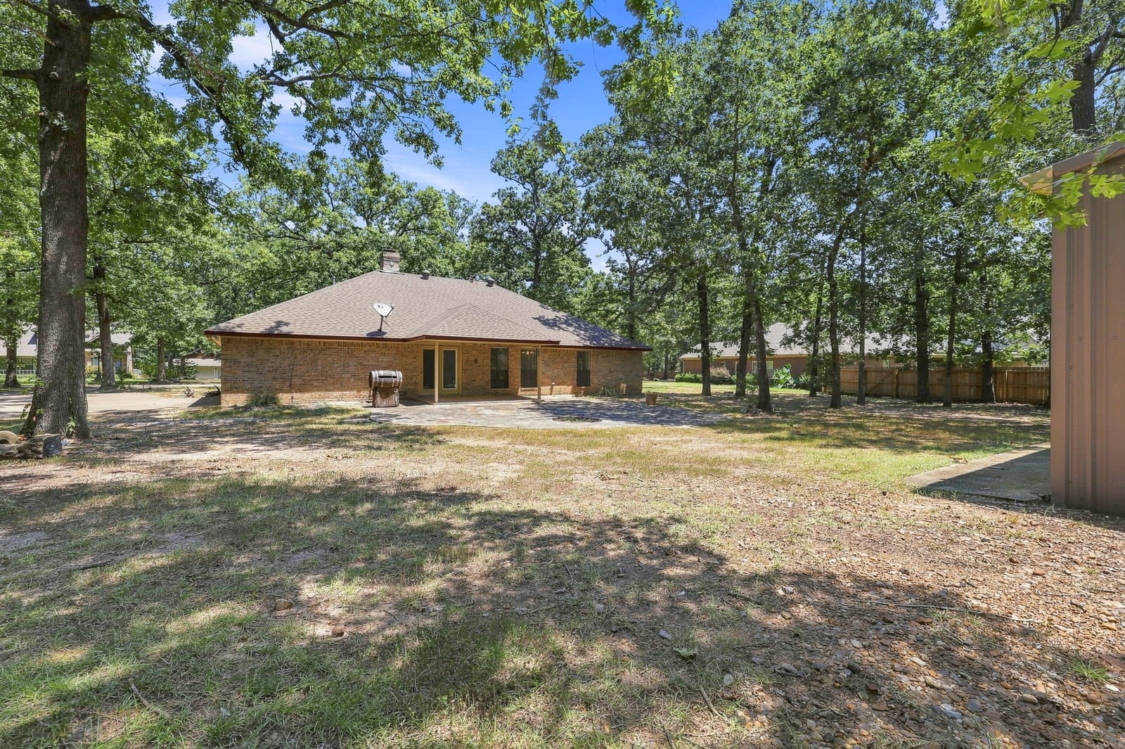 Photo 35 of 225 Red Oak Lane
